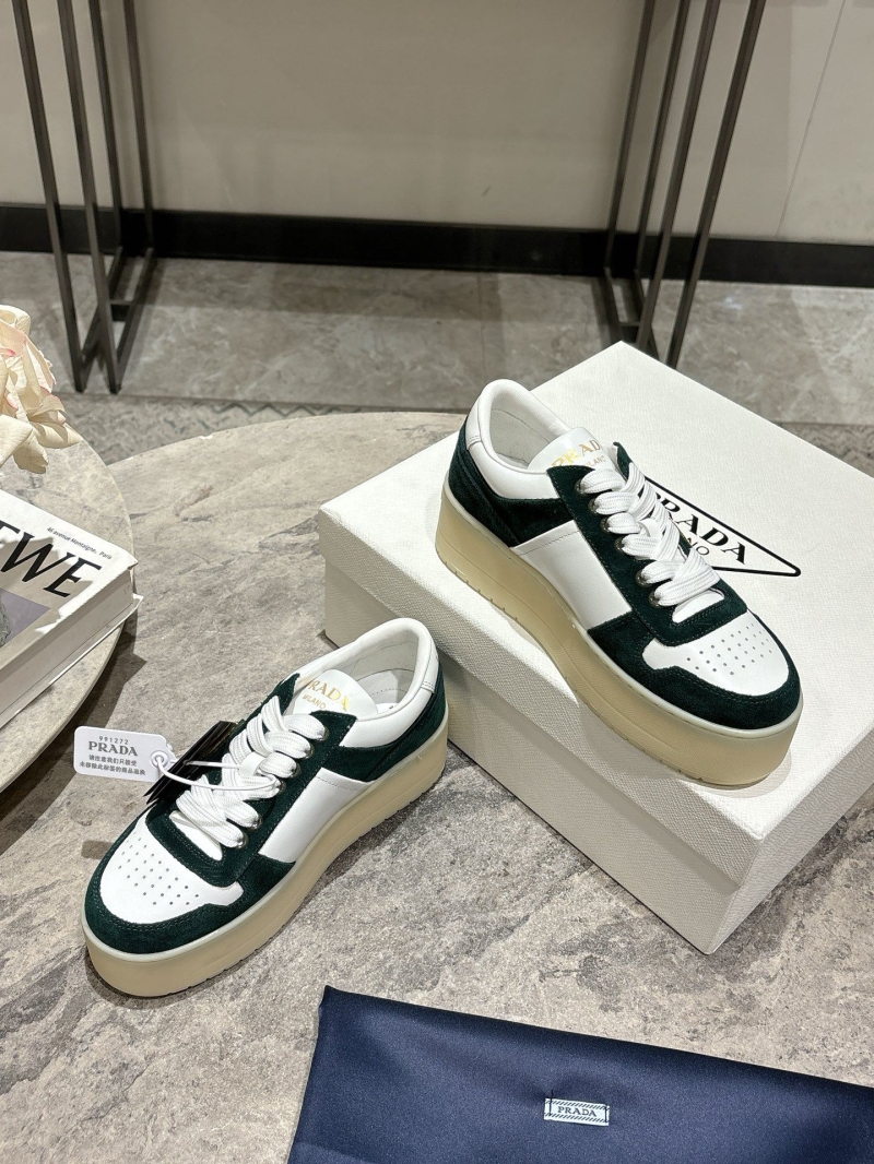 Pra*a sneakers